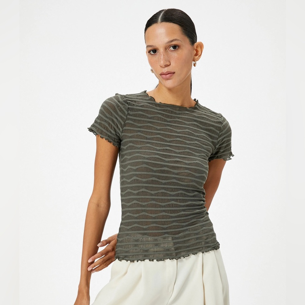 NWOT Koton Wave Pattern Olive Short Sleeve Top